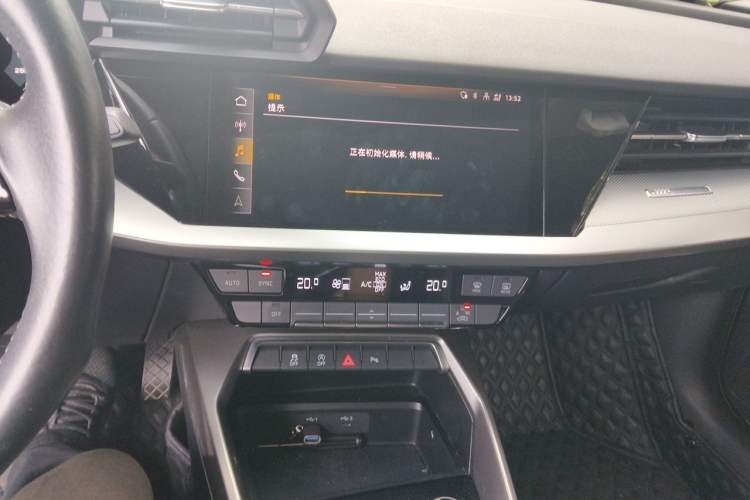 Used Audi A3 2021 A3L Limousine 35 TFSI Fashion Sport Model Audio And AC Panel