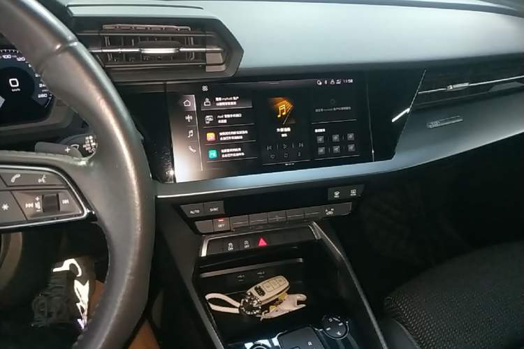 Used Audi A3 2021 Sportback 35 TFSI Advanced Sport Edition Audio And AC Panel