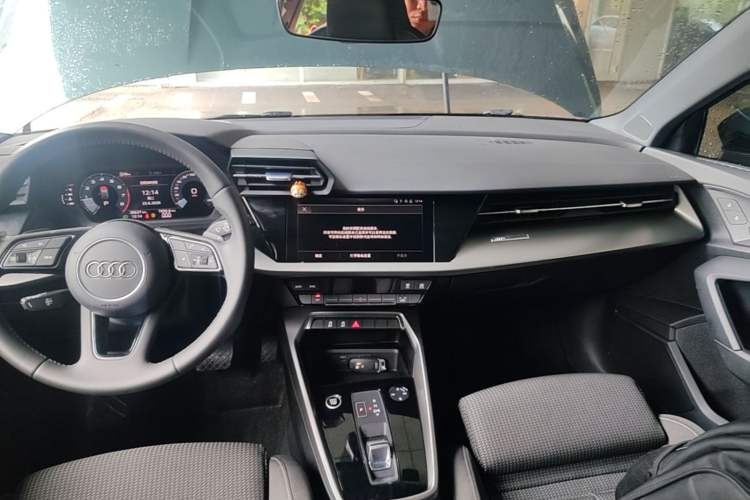 Used Audi A3 2021 Sportback 35 TFSI Advanced Sport Edition Audio And AC Panel