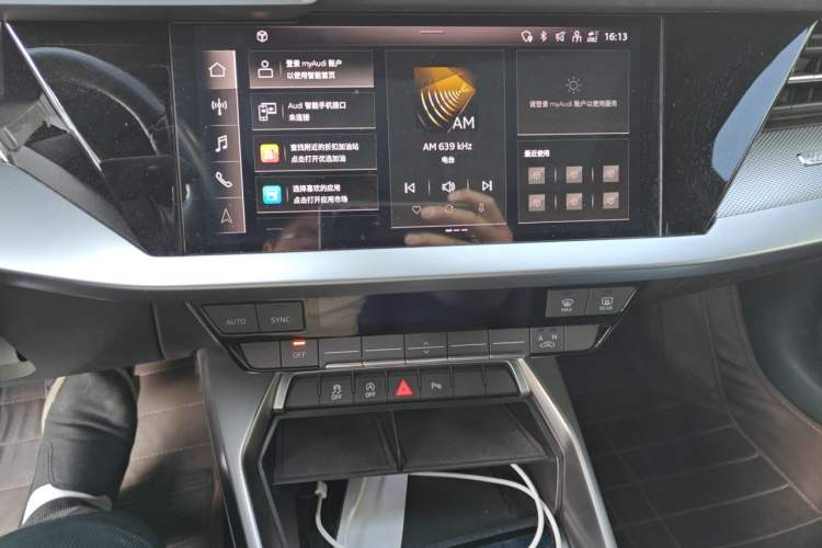 Used Audi A3 2021 A3L Limousine 35 TFSI Fashionable and Elegant Model Audio And AC Panel