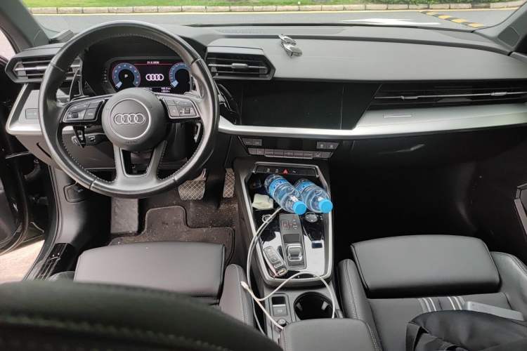 Used Audi A3 2021 Sportback 35 TFSI Fashionable Sports Model Center Console