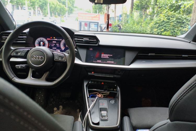 Used Audi A3 2021 A3L Limousine 35 TFSI Luxury Sport Edition Center Console