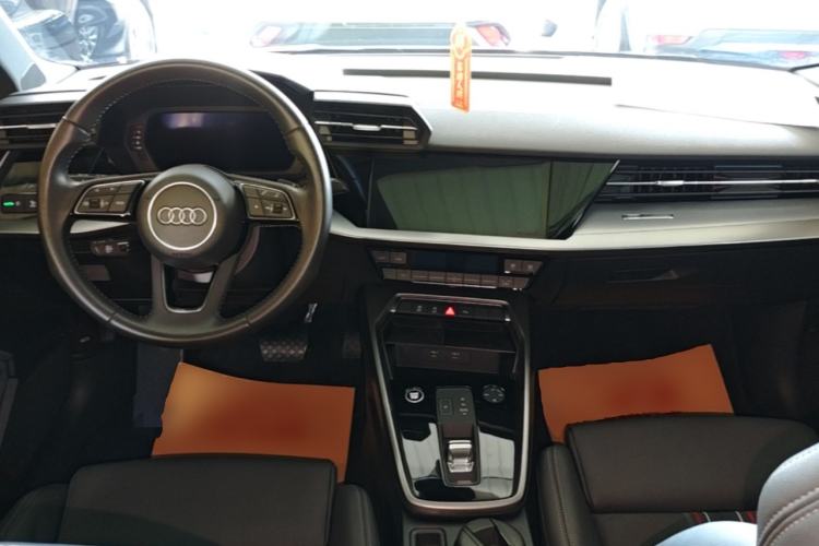 Used Audi A3 2021 Sportback 35 TFSI Fashionable Sports Model Center Console