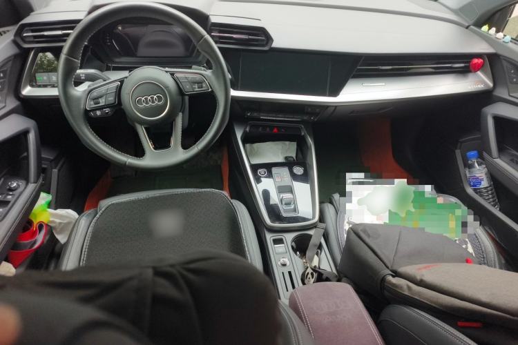 Used Audi A3 2021 Sportback 35 TFSI Fashionable Sports Model Center Console