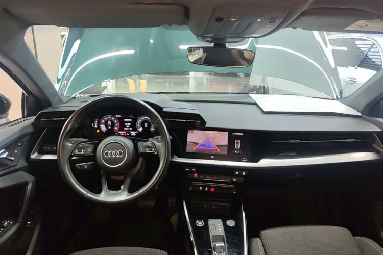Used Audi A3 2021 Sportback 35 TFSI Advanced Sport Edition Center Console
