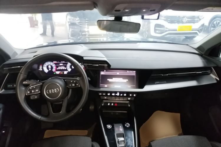 Used Audi A3 2021 Sportback 35 TFSI Advanced Sport Edition Center Console