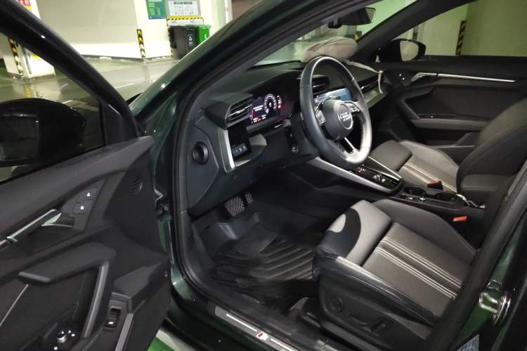 Used Audi A3 2021 Sportback 35 TFSI Fashionable Sports Model Driver Seat