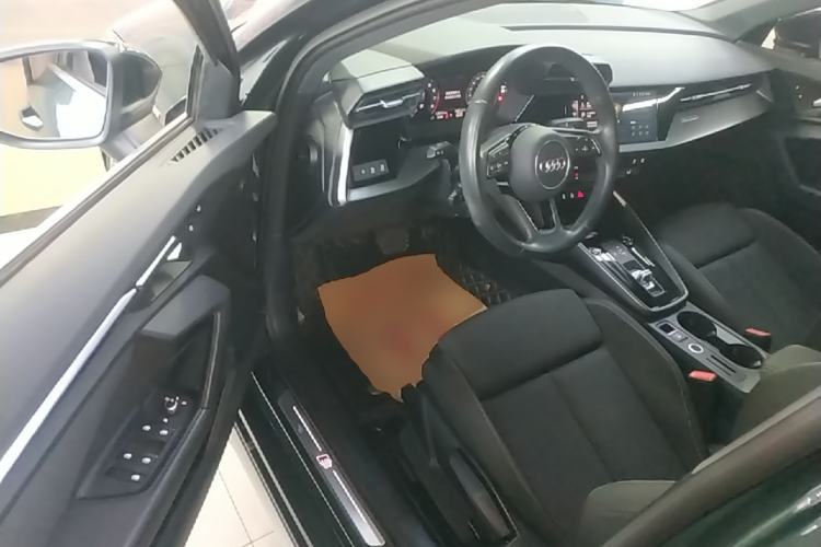Used Audi A3 2021 Sportback 35 TFSI Advanced Sport Edition Driver Seat
