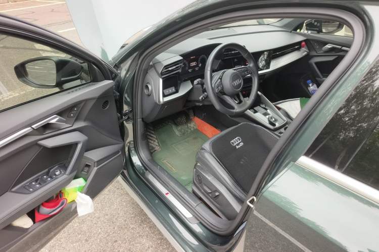 Used Audi A3 2021 Sportback 35 TFSI Fashionable Sports Model Driver Seat