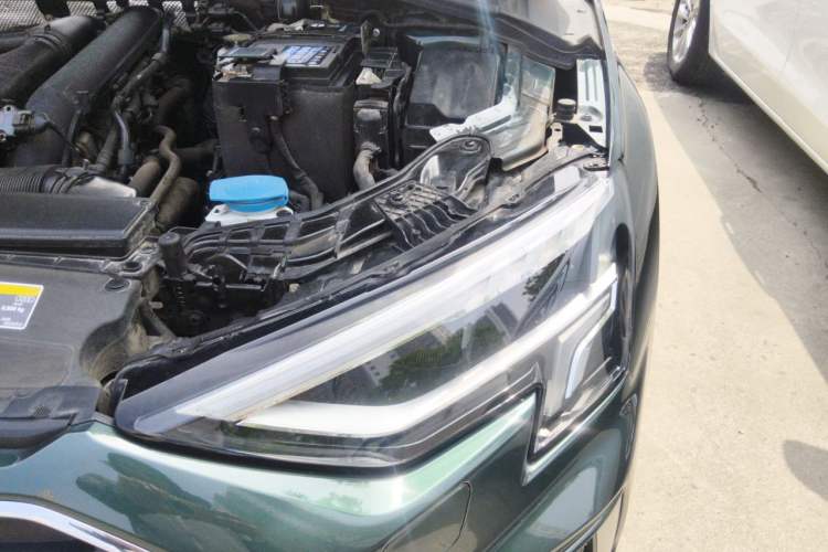 Used Audi A3 2021 Sportback 35 TFSI Advanced Sport Edition Engine Bay Left
