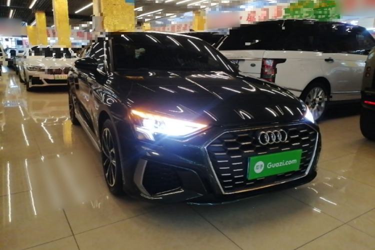 Used Audi A3 2021 Sportback 35 TFSI Advanced Sport Edition Front Right 45 Deg