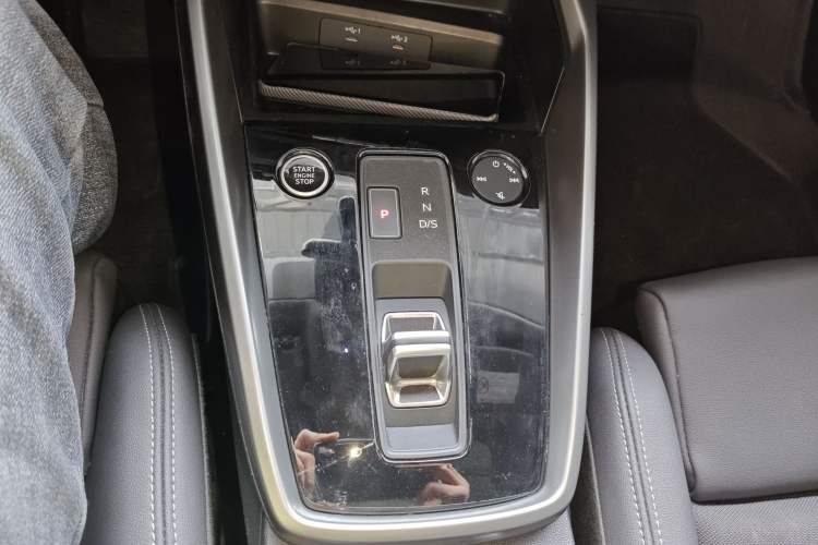 Used Audi A3 2021 A3L Limousine 35 TFSI Fashion Sport Model Gear Lever