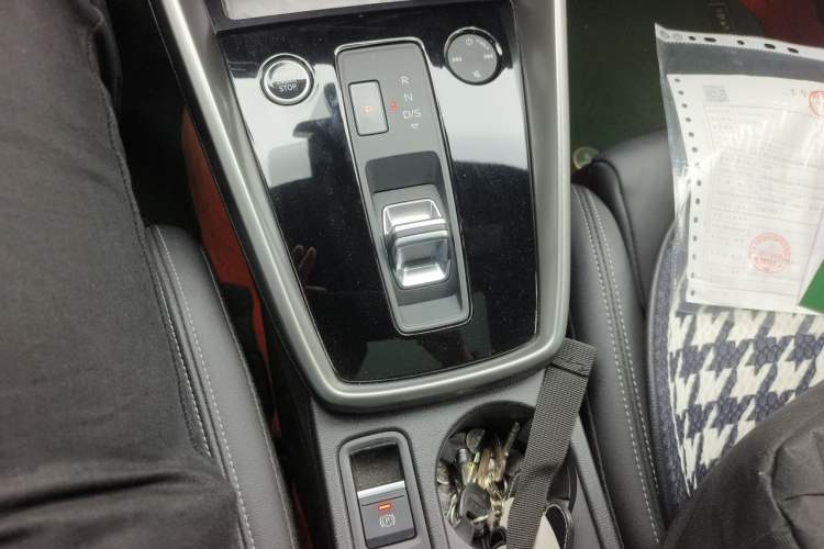 Used Audi A3 2021 Sportback 35 TFSI Fashionable Sports Model Gear Lever
