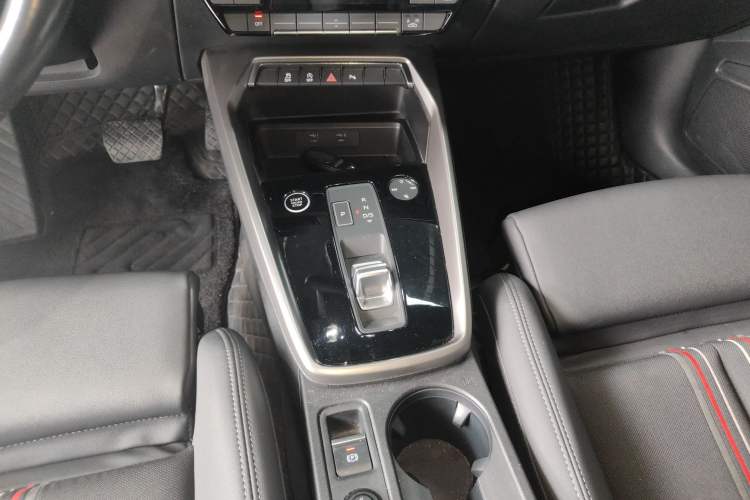 Used Audi A3 2021 Sportback 35 TFSI Fashionable Sports Model Gear Lever