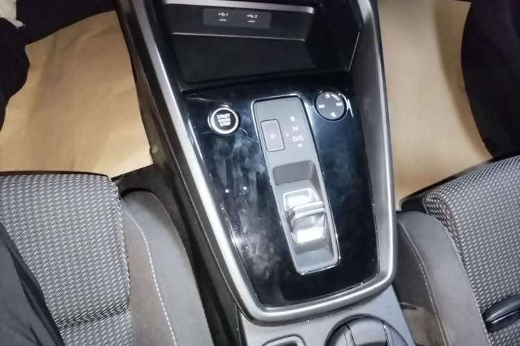 Used Audi A3 2021 Sportback 35 TFSI Advanced Sport Edition Gear Lever