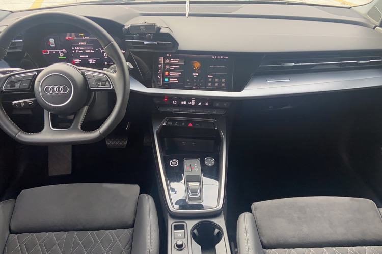 Used Audi A3 2021 A3L Limousine 35 TFSI Luxury Sport Edition Interior 2