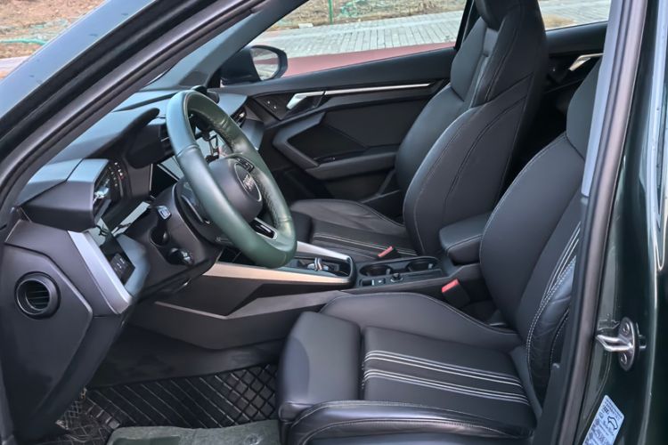 Used Audi A3 2021 Sportback 35 TFSI Fashionable Sports Model Interior 3