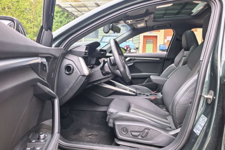 Used Audi A3 2021 Sportback 35 TFSI Fashionable Sports Model Interior 3