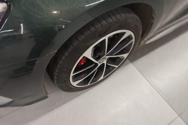 Used Audi A3 2021 A3L Limousine 35 TFSI Progressive Sport Edition Left Front Wheel Hub