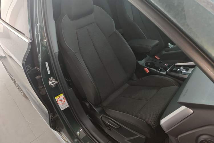 Used Audi A3 2021 A3L Limousine 35 TFSI Progressive Sport Edition Right Front Seat