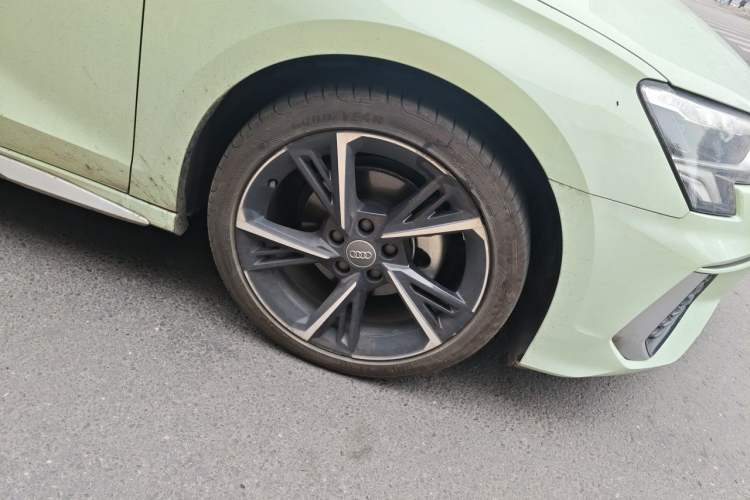 Used Audi A3 2021 Sportback 35 TFSI Fashionable Sports Model Right Front Wheel Hub
