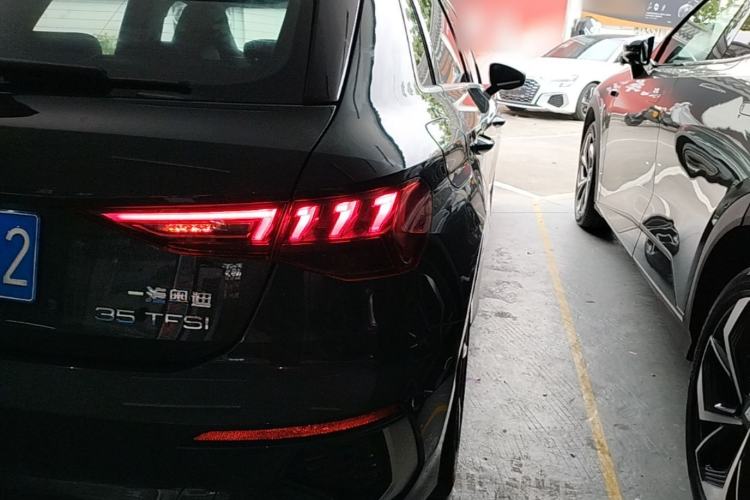 Used Audi A3 2021 Sportback 35 TFSI Fashionable Sports Model Right Rear Taillight