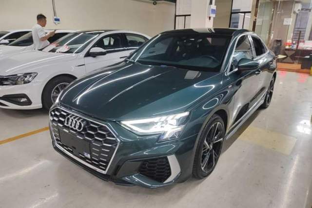 Ojetý Audi A3 2021 A3L Limousine 35 TFSI Fashion Sport Model