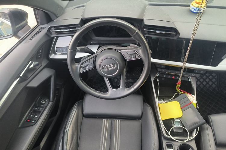 Used Audi A3 2021 A3L Limousine 35 TFSI Fashion Sport Model Steering Wheel