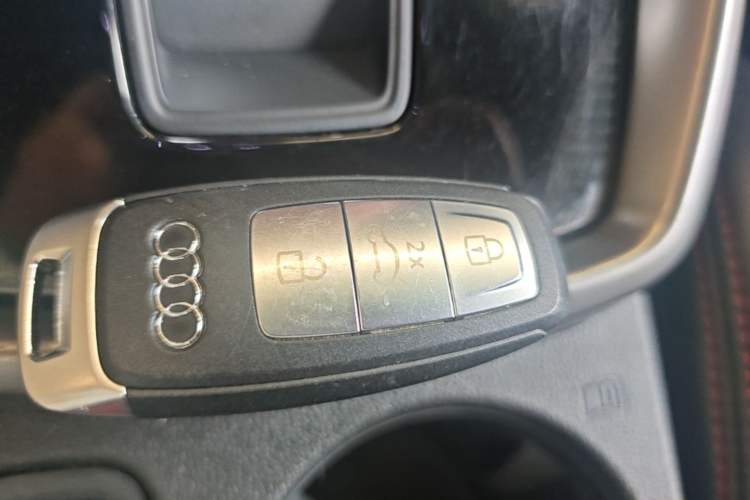 Used Audi A3 2021 A3L Limousine 35 TFSI Fashion Sport Model Vehicle Key