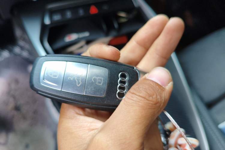 Used Audi A3 2021 A3L Limousine 35 TFSI Luxury Sport Edition Vehicle Key