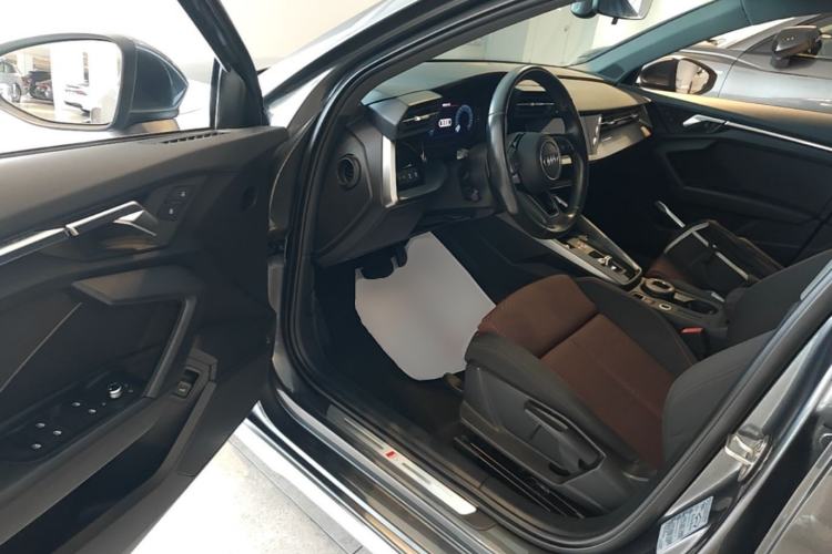 Used Audi A3 2021 Sportback 35 TFSI Advanced Sport Edition Driver Seat