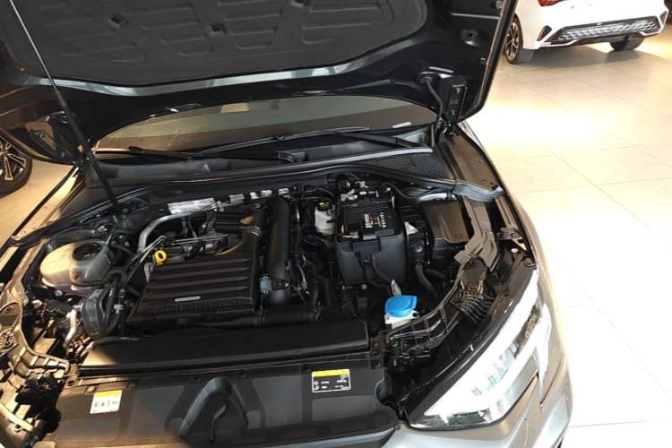 Used Audi A3 2021 Sportback 35 TFSI Advanced Sport Edition Engine Bay Left