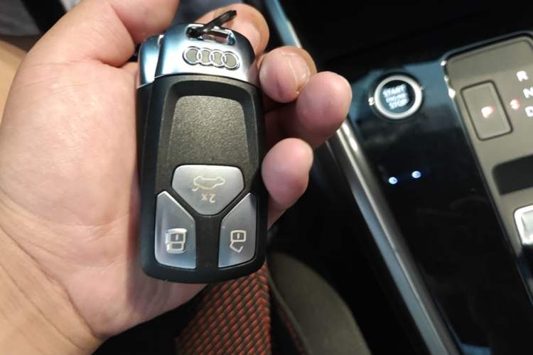 Used Audi A3 2021 Sportback 35 TFSI Advanced Sport Edition Vehicle Key
