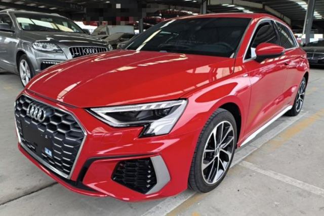 Audi A3 2021 Sportback 35 TFSI Advanced Sport Edition d’occasion