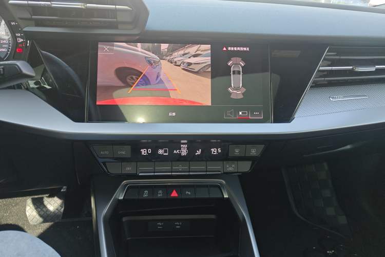 Used Audi A3 2021 Sportback 35 TFSI Fashionable Sports Model Audio And AC Panel