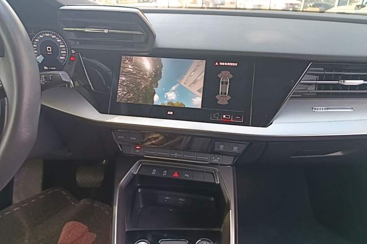 Used Audi A3 2021 A3L Limousine 35 TFSI Fashionable and Elegant Model Audio And AC Panel