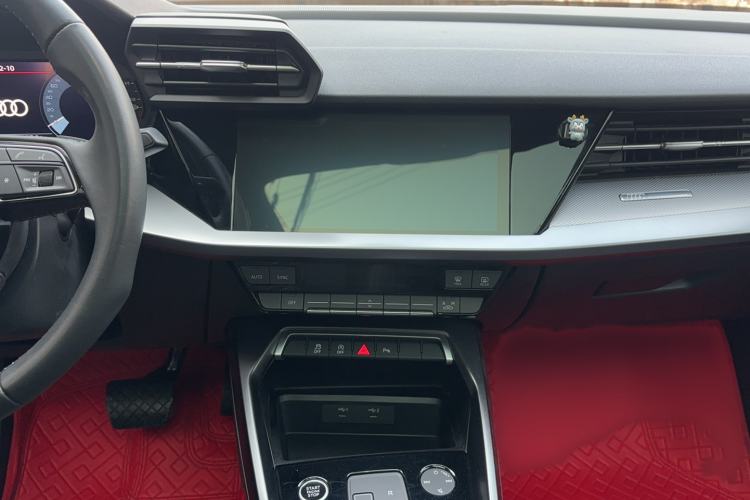 Used Audi A3 2021 Sportback 35 TFSI Fashionable Sports Model Audio And AC Panel