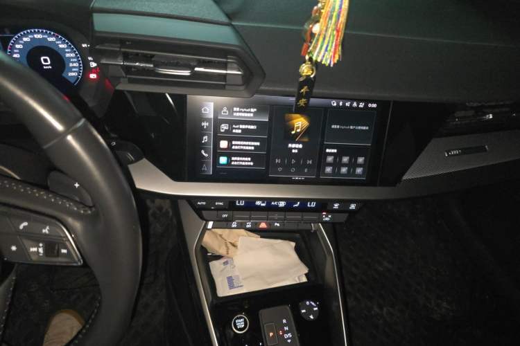 Used Audi A3 2021 A3L Limousine 35 TFSI Fashion Sport Model Audio And AC Panel
