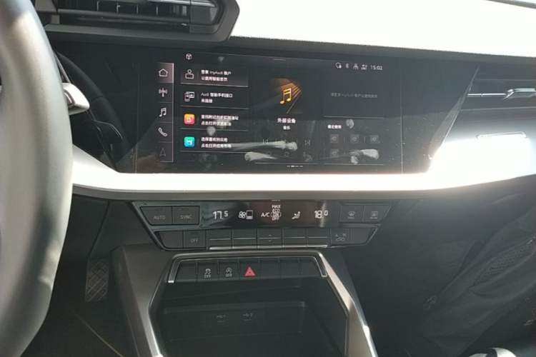 Used Audi A3 2021 Sportback 35 TFSI Advanced Sport Edition Audio And AC Panel