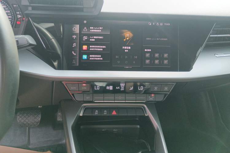 Used Audi A3 2021 Sportback 35 TFSI Advanced Sport Edition Audio And AC Panel