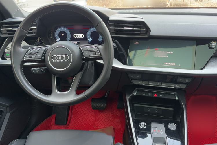 Used Audi A3 2021 Sportback 35 TFSI Fashionable Sports Model Center Console
