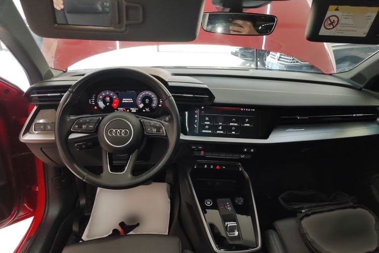 Used Audi A3 2021 Sportback 35 TFSI Fashionable Sports Model Center Console