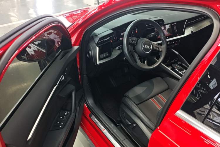 Used Audi A3 2021 Sportback 35 TFSI Fashionable Sports Model Driver Seat