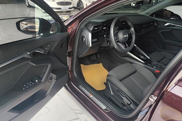Used Audi A3 2021 Sportback 35 TFSI Advanced Sport Edition Driver Seat