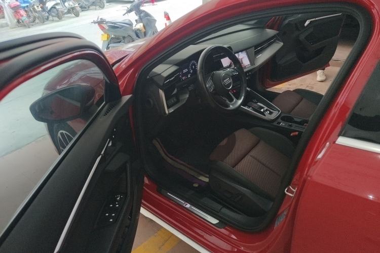 Used Audi A3 2021 Sportback 35 TFSI Advanced Sport Edition Driver Seat