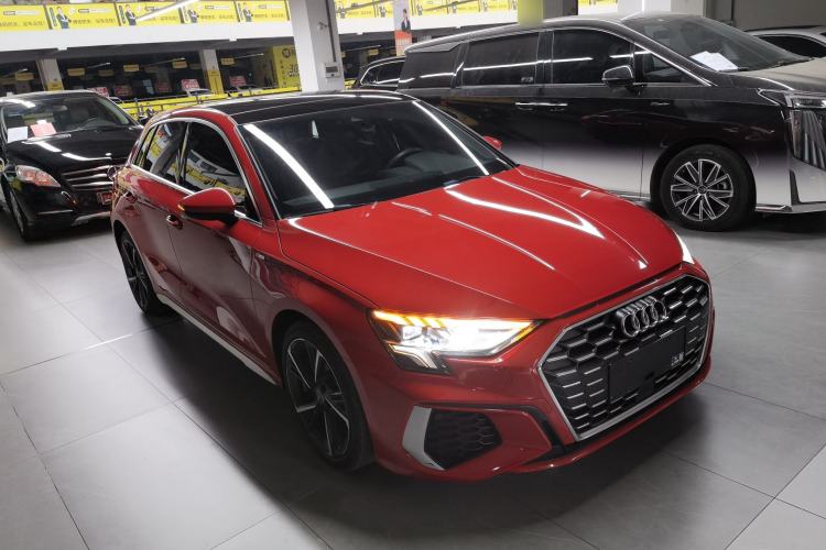 Used Audi A3 2021 Sportback 35 TFSI Fashionable Sports Model Exterior 2