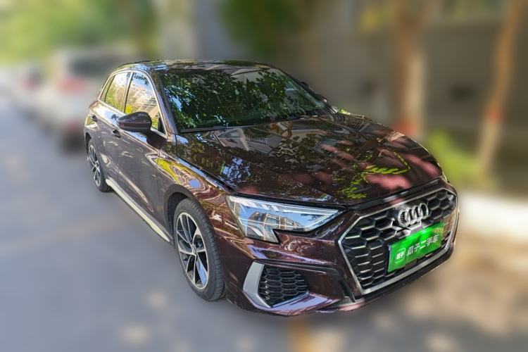 Used Audi A3 2021 Sportback 35 TFSI Advanced Sport Edition Front Right 45 Deg