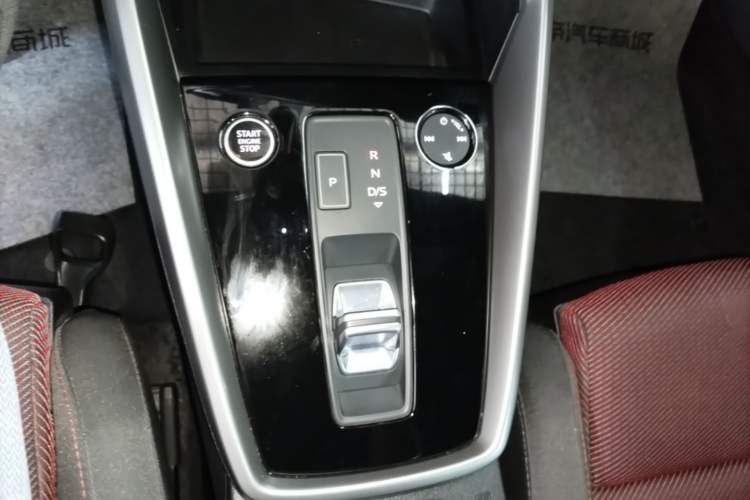 Used Audi A3 2021 Sportback 35 TFSI Advanced Sport Edition Gear Lever