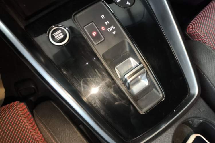 Used Audi A3 2021 Sportback 35 TFSI Advanced Sport Edition Gear Lever