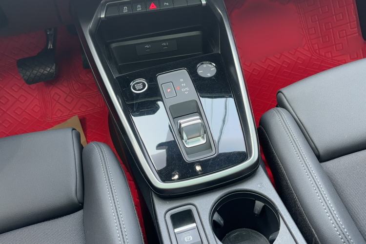 Used Audi A3 2021 Sportback 35 TFSI Fashionable Sports Model Gear Lever